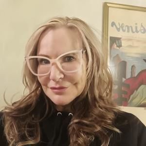 Meet your Posher, April